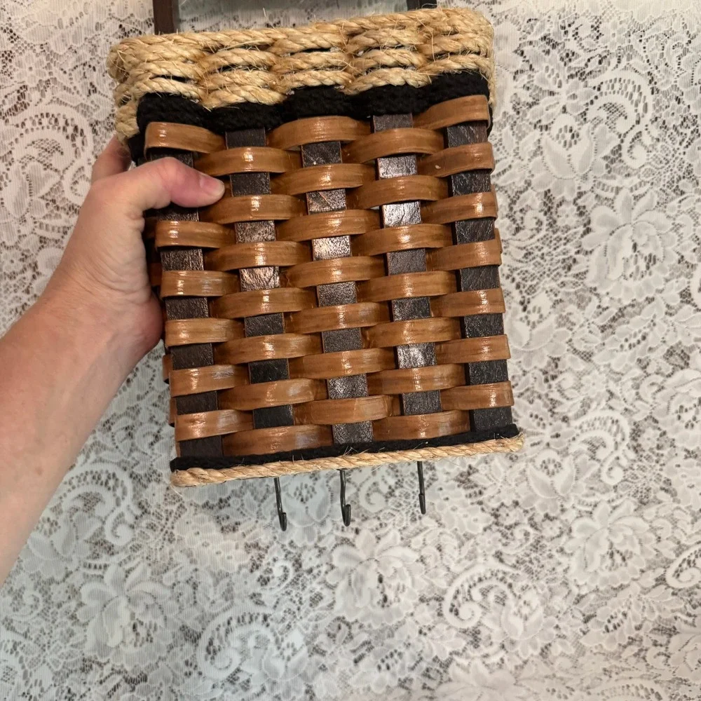 Foxcreek Basket Co Handmade Woven Wall Organizer 3 Hook Mail Rack 22in Farmhouse